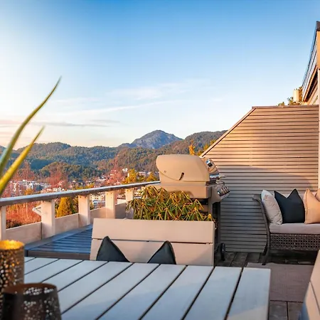 Modern House With Two Bathrooms And Two Bedrooms, Renovated In 2022 Nyaraló *